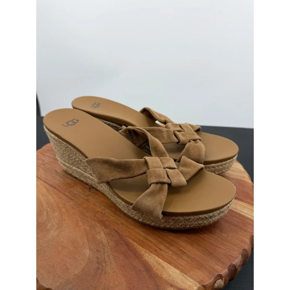 UGG Niyomee Wedge Sandal Women Size 10 Chestnut Suede Espadrille 1146910